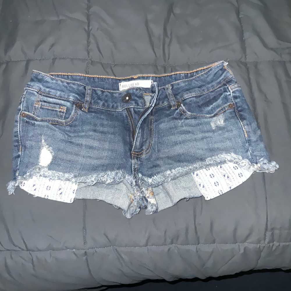 BullHead Black jean shorts